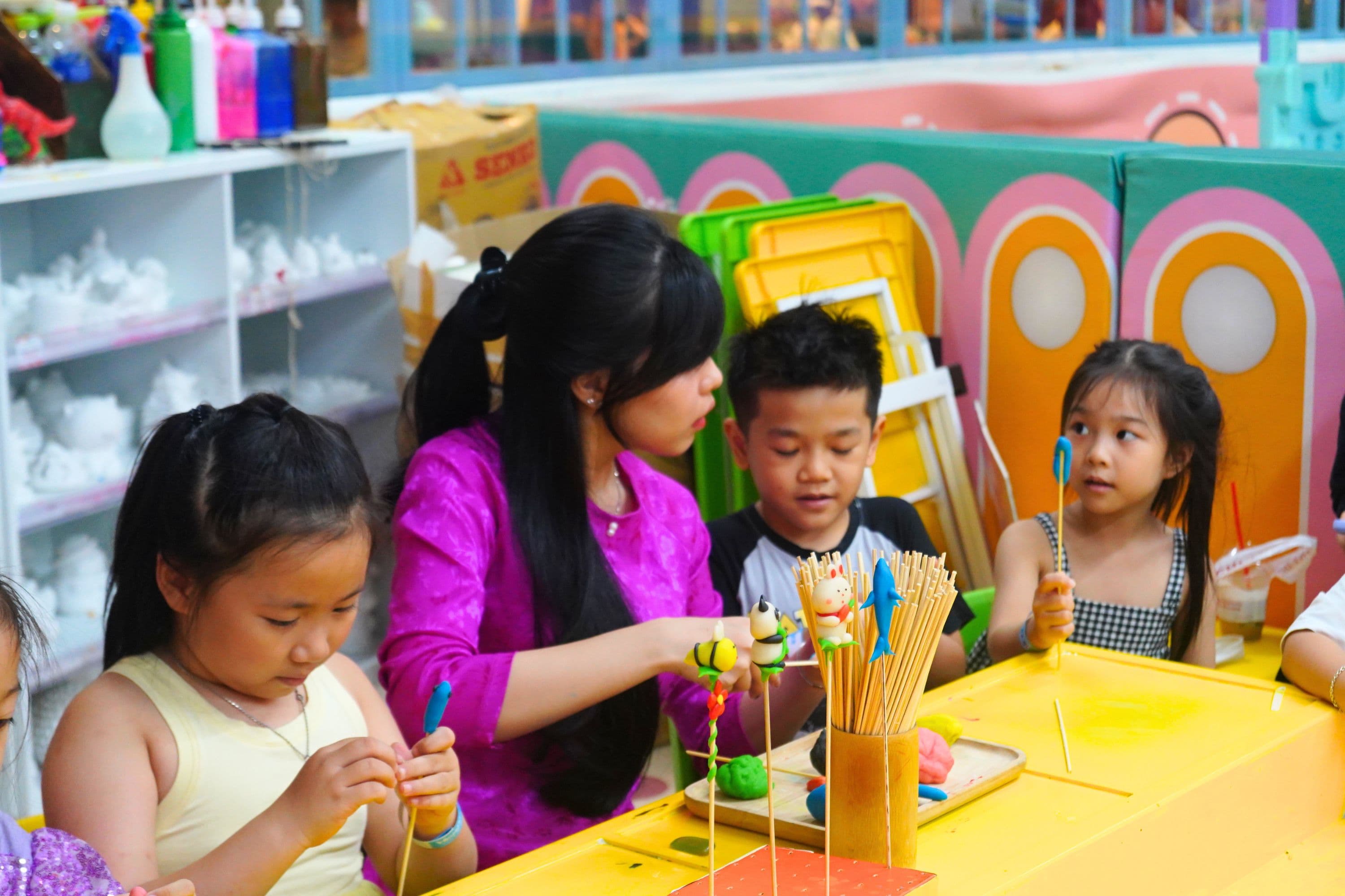 WORKSHOP & HOẠT NÁO